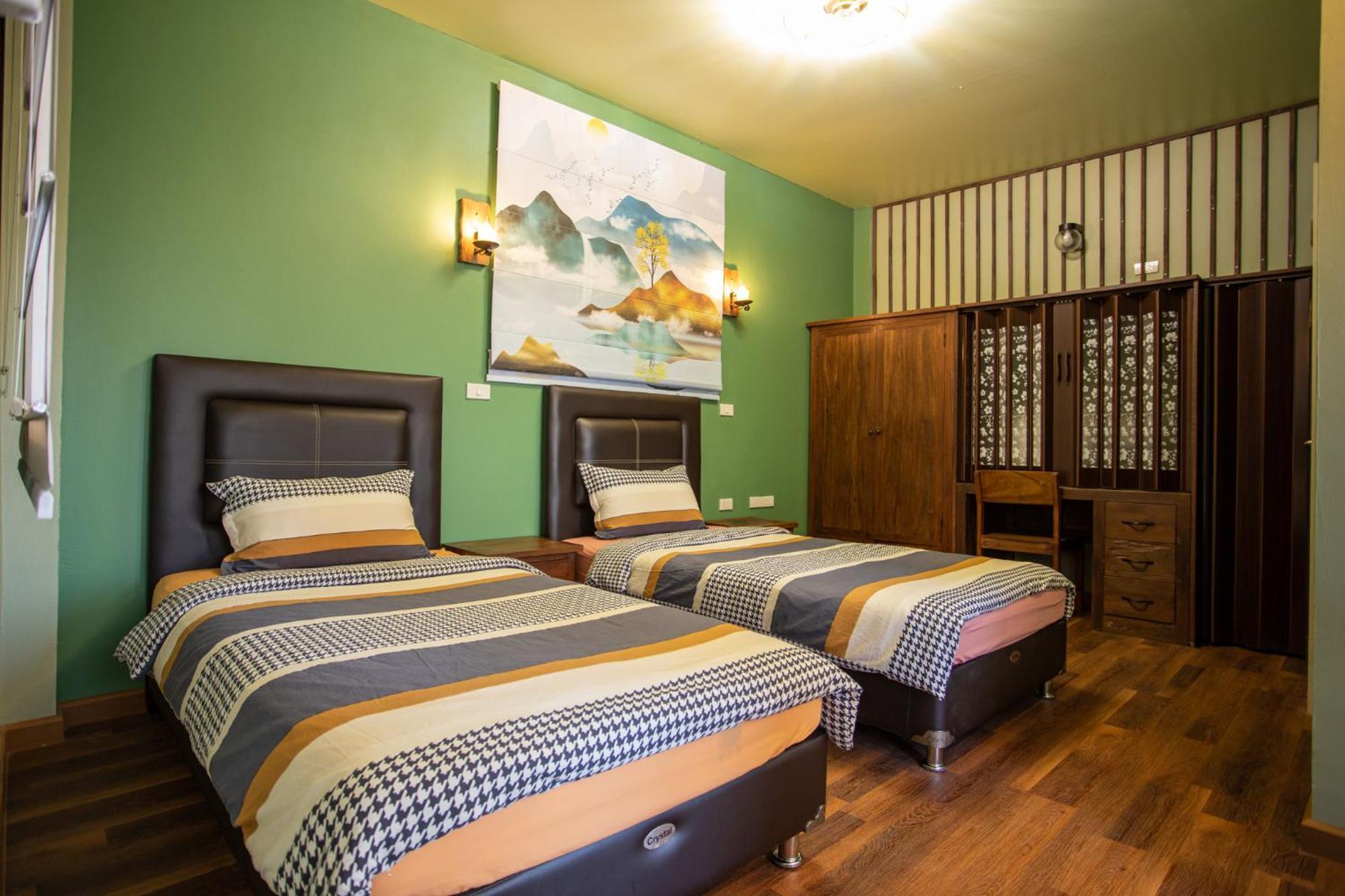 Mana-An Lake Hill Resort มานาอันเลคฮิลล์รีสอร์ต チエンマイ エクステリア 写真