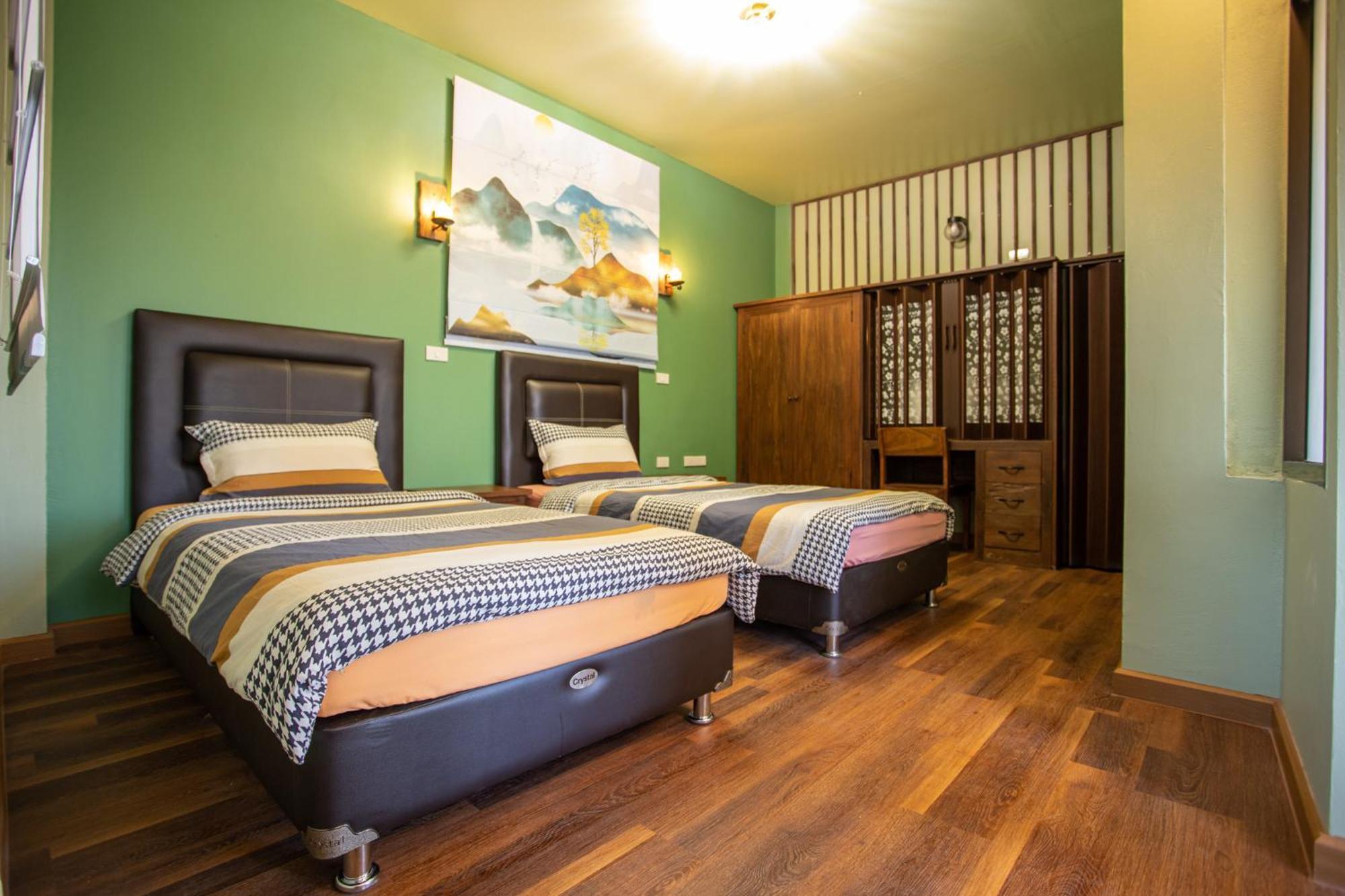 Mana-An Lake Hill Resort มานาอันเลคฮิลล์รีสอร์ต チエンマイ エクステリア 写真