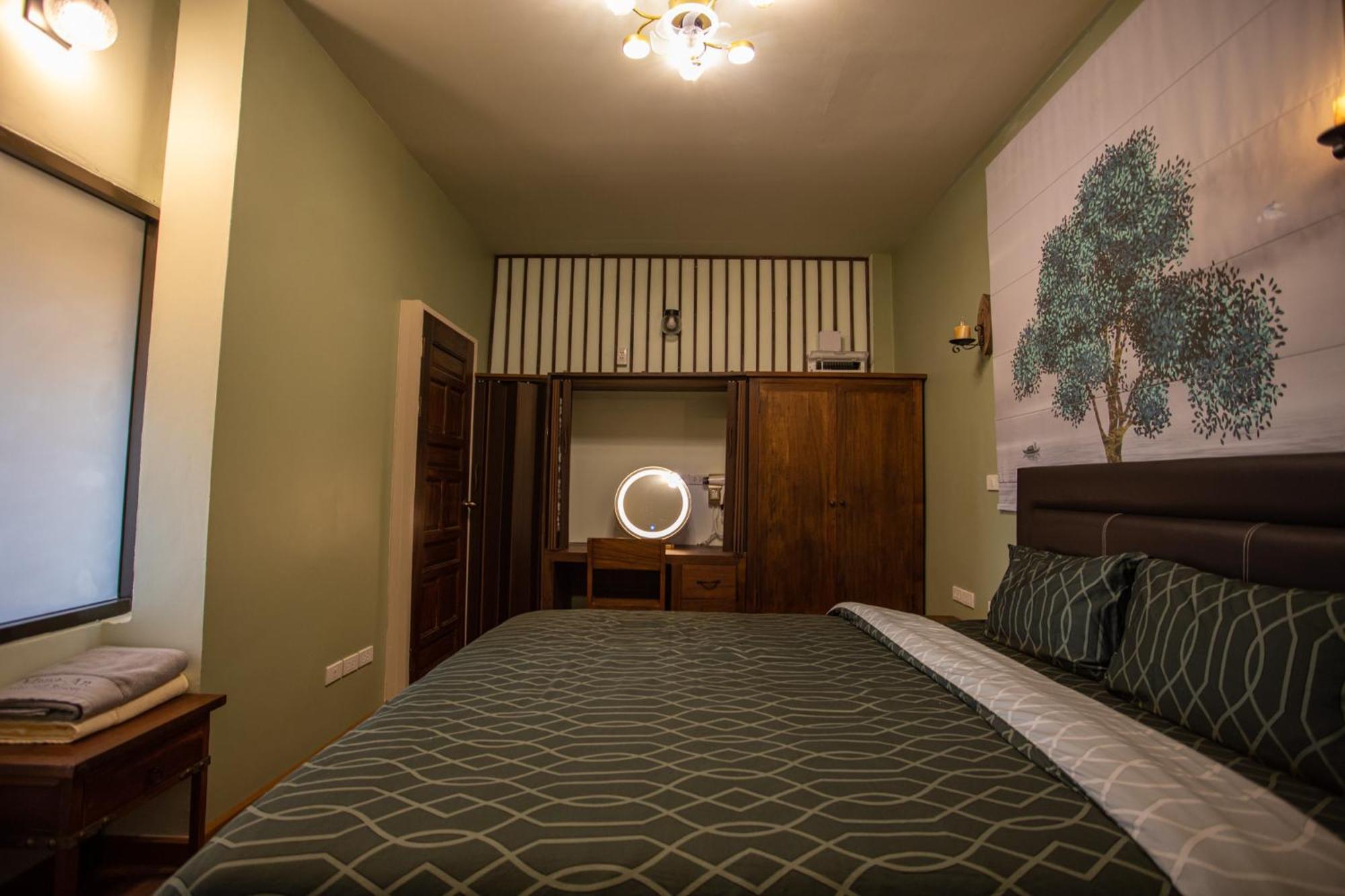 Mana-An Lake Hill Resort มานาอันเลคฮิลล์รีสอร์ต チエンマイ エクステリア 写真