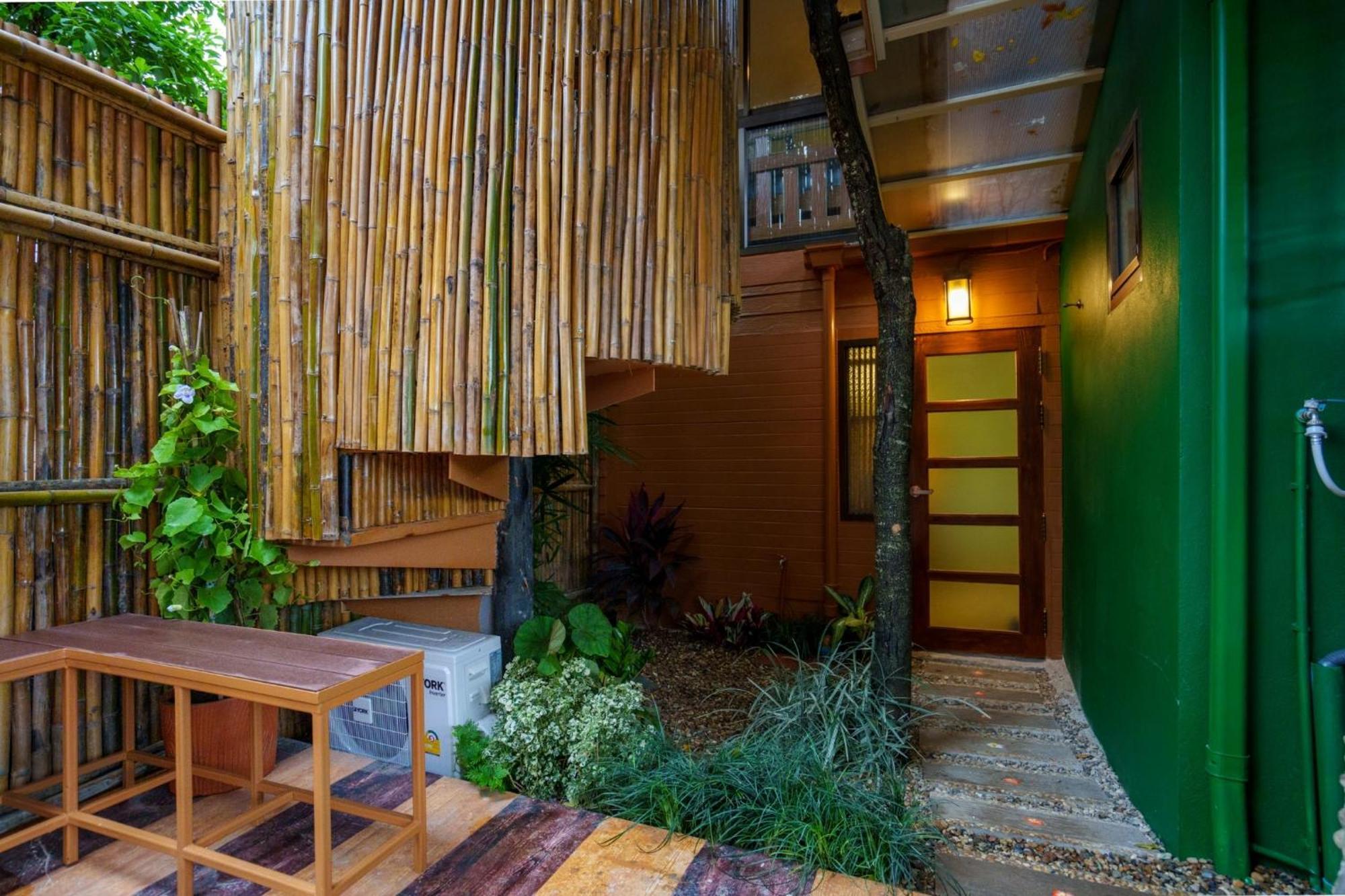 Mana-An Lake Hill Resort มานาอันเลคฮิลล์รีสอร์ต チエンマイ エクステリア 写真